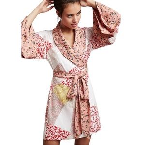 Anthropologie floreat Patchwork Kimono Robe Cover-up size XS/S White Pink Multi
